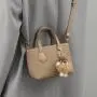 2022 Fashion Versatile Leather Female Handbags, Niche Retro Fashion Bucket Single Shoulder Pure Bag Ladies Bags Wholesale