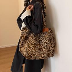 Large capacity 2024 new versatile one shoulder tote bag