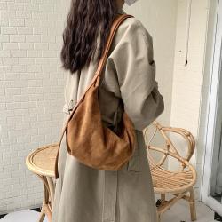 New Design Women Messenger Bag   Simple suede Half Moon Crossbody Bag   Fashion Leisure Shoulder Bag for women