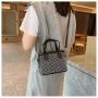 HR396 Hot Sale Diamond Simple Lightweight Handbag New Trend Women's Small Shoulder Crossbody Bag PU Leather Leisure Bucket Bag
