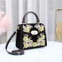 New Trendy Pu Ladies Bags elegance designer handbags for Women handmade flowers and embroidery bags  factory direct sales 24 cm