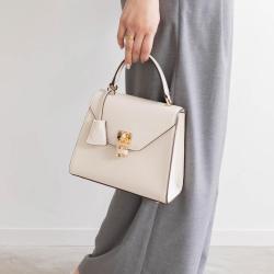 2024 Retro New Style Premium Texture Women Cream Color Pu Leather Square Handbags Hot Selling Shoulder Bags For Ladies