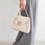 2024 Retro New Style Premium Texture Women Cream Color Pu Leather Square Handbags Hot Selling Shoulder Bags For Ladies