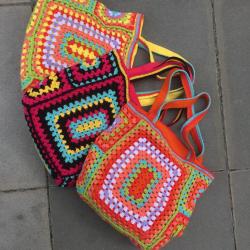 sac tendance 2024  Popular Casual Custom Large Capacity Hand Knit Granny Square Boho Handmade Crochet Tote Bags For Women