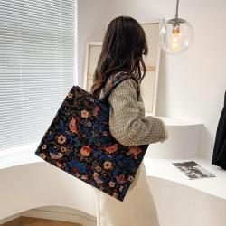Large capacity new personalized embroidered handbag