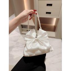 2024 New wholesale women luxury small white evening purses retro satin clutch bag handbags sac tendance 2024