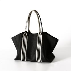 Primeira camada de couro novo nicho design bolsa simples e elegante