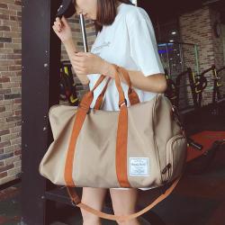 Factory Direct Wholesale Crossbody bags Large Capacity Gym Sports Duffle Bag Travel Bag For Women