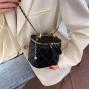 2024 new brand mini diamond bag trendy chain one shoulder portable messenger embroidery small square bag
