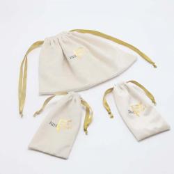 Wholesale  Custom Gold Logo Velvet Drawstring Jewelry Scraping Pouch Soft Velvet Dust Gift Packaging Bag