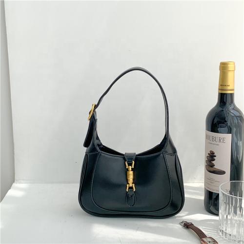 Wholesale Fashion Ladies Hand Bags Ladies Metal Shoulder Small Bag Custom Pu Leather Messenger Bags Simple Women Handbags