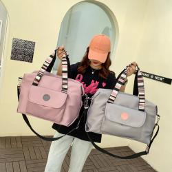 New Fashion Waterproof Yoga Sports Tote Gym Bag Large Capacity Custom Logo Travel Bag