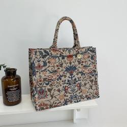 Large capacity new personalized embroidered handbag