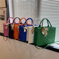 2022 Newest Silk Large Capacity Fashion Handbags For Ladies Pu Leather Women Women Bags Quality Shoulder Crossbody Bag Ladies