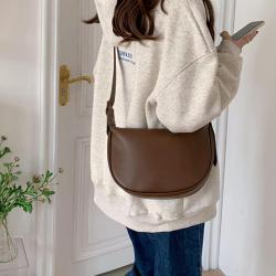 New Fashion Casual One Shoulder Crossbody Bag Versatile Dumpling Bun