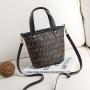 Women's Fashion Minimalist Shoulder Bag Ladies Handbags with Single Strap and Chain Decoration Portable