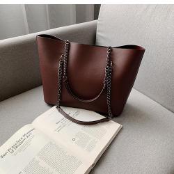 New women's retro simple and large capacity portable shoulder bag