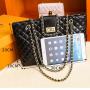 2024 New Fashion Custom PU Leather Tote Handbag Luxury Design Wear Proof With Custom Printed Logo Tote Bags