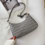 Vintage Gentle Temperament Small Square Bag 2023 One Shoulder Portable Fashion Casual Armpit Small Square Bag