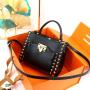 new arrive fashion designer handbags for women quality rivet ladies hand bag trendy online shopping handbags supplier 25 cm