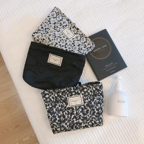 Gelory Multifunctional Retro Bowknot Jacquard Floral Cosmetic Bag Large Capacity Makeup Pouch Beauty Storage Clutch Bag