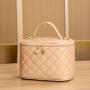 2024 Women's Fashionable Portable Crossbody Bag Handheld Large Capacity Bucket Bag with Mobile Phone Storage for Summer Makeup