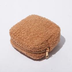 Keymay Rts Stock Hot Sale S M L Xl 4 Colors Custom Logo Travel Bag Makeup Plush Pouch Bag Cosmetic Terry Cloth Cosmetic Bag