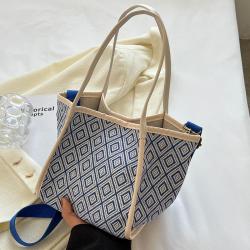 Senior Sense Niche Handbag Women'S New Fashion Single Shoulder Bucket Bag Student Commuting Leisure Crossbody Bag