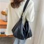 KBW021 2023 Summer New Fashion Women Bag Casual Versatile Crossbody Package High Quality Extremely Simple One Shoulder Bag