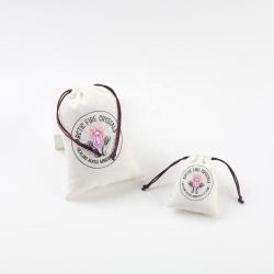 Luxury  Custom Velvet Fabric Lipstick Cosmetic Jewelry Pouch Soft Beige Velvet Packaging Bag