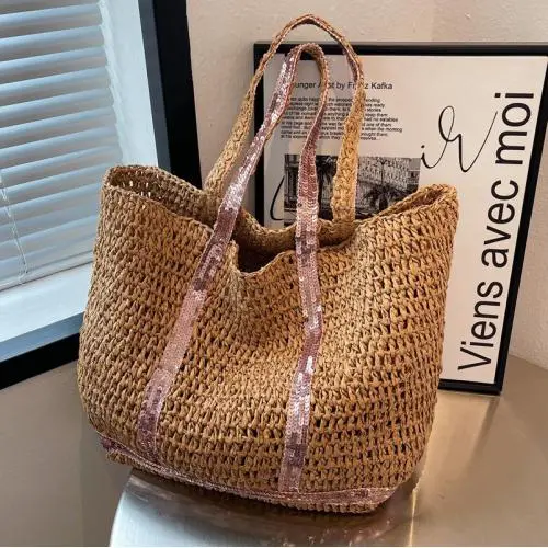 Factory custom natural straw woven  bags 2024 new design Lightweight summer beach bag vacation holiday rattan grass bag
