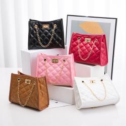 2022 Hiot Sale Small Square Chain Women Handbags Chain Strap Messenger Purses Fashion Handbags for Ladies Custom Women Hand Bag