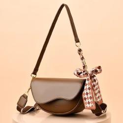 Armpit Saddle Bag Bow Tie Chain New Fashion 2022 Simple Casual Cross-Body Bag Light Luxury Wholesale Zipper Bag