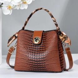 Wholesale factory fashion bags custom PU leather travel women crossbody bag purses and handbags