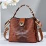 Wholesale factory fashion bags custom PU leather travel women crossbody bag purses and handbags