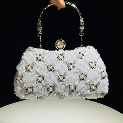 New fashion evening bag women's handmade flower beaded sequin Ladies hand bags banquet wedding party bag