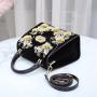 New Trendy Pu Ladies Bags elegance designer handbags for Women handmade flowers and embroidery bags  factory direct sales 24 cm