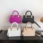 Guangzhou Suppliers Leather Bolsas Crossbody  Shoulder Bag Female Small Fall Handbag For Women