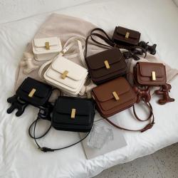 XL261 Luxury 2024 New Version Famous Women Crossbody Bag Simple Handbags Ladies Shoulder Bag With cute pendant