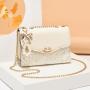 2024 Accept Customized Logo Hand Bag Designer Bags Purse Crossbody Fashion Luxury Heart Latch Women's Sequined Handbags