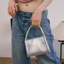 Wholesale New Arrival Vegan Leather Silver  Womens Handbags Unique Lock Handle Fashion Ladies Bucket Handbags