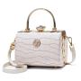 2021 New wholesale luxury women bags leather brand zipper women fashion quilted leather shinny Diamonds handbag for women