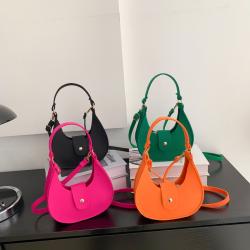 Yiwu Be Lucky Handbag 2023 New Mini Woven Small Square Open Bag  Tote Chain Messenger Bag Women