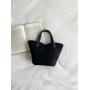 Trendy Design Advanced Handbag Faux suede Decoration Large Capacity Tote Bag   Retro Style Bucket Bag for Women
