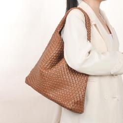 Custom High Quality Luxury Brand Designer Large Capacity Woven Pu Leather Bags Soft Handbag Single Shoulder Tote Bucket Bag