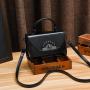 New high-end fashion retro crossbody shoulder bag for women