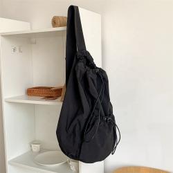 2022 Direct Sales Fashion leisure  Large capacity nylon crossbody shoulder bag Drawstring Ruffles women's messenger bags