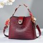 Wholesale factory fashion bags custom PU leather travel women crossbody bag purses and handbags