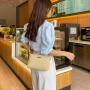 New design bag women 2024 new ladies woven shoulder crossbody mobile phone bag fashion straw beach bag