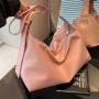 Korean Fashion Wholesale Women Handbags PU Chains Quality Handbags Classical Vintage Bags Women
